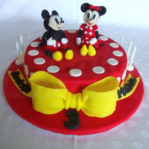 Mickey and Minnie Mouse Fondant Cake